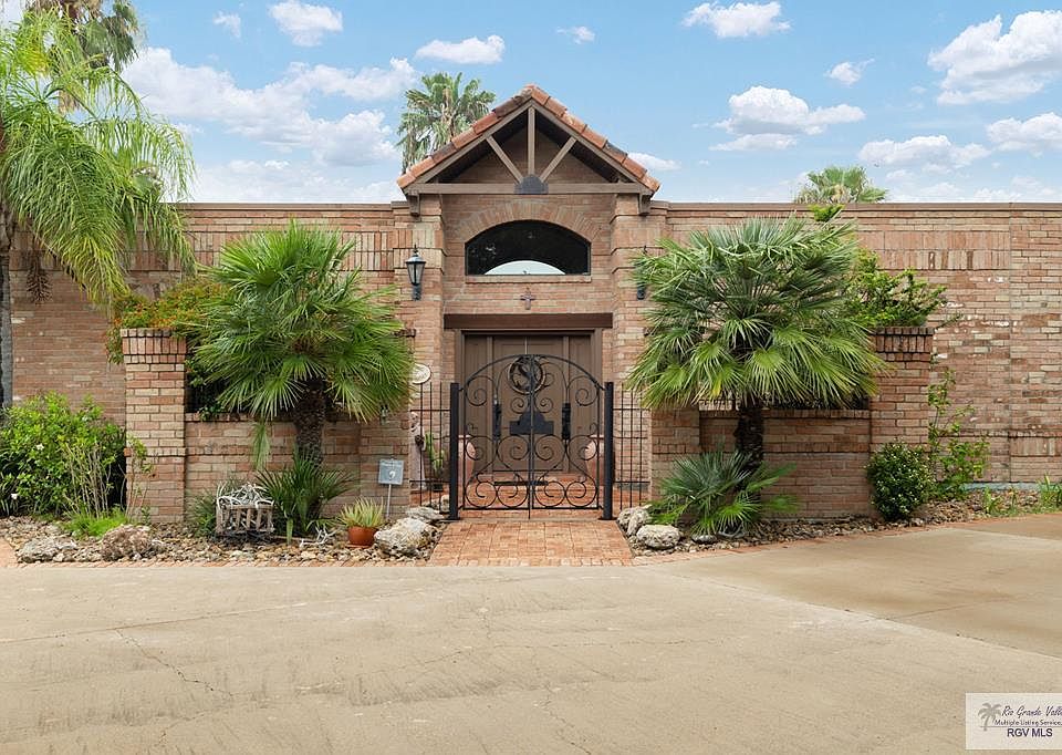 1st image of 5116 El Jardin Cir