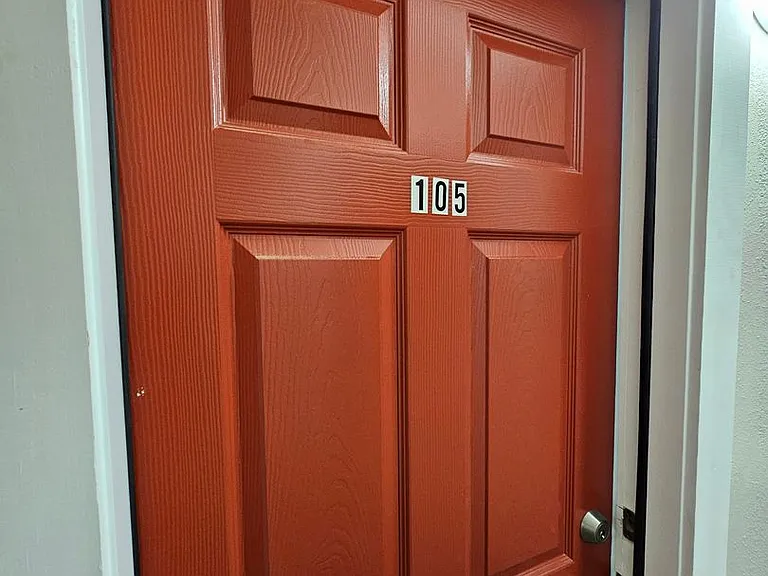 Robinson Heights — Photo 11