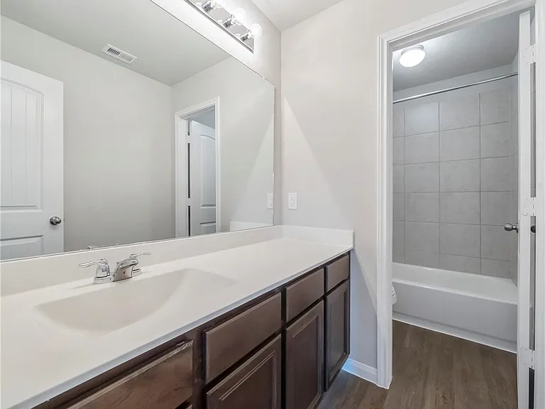 5763 Paseo Pl — Photo 22