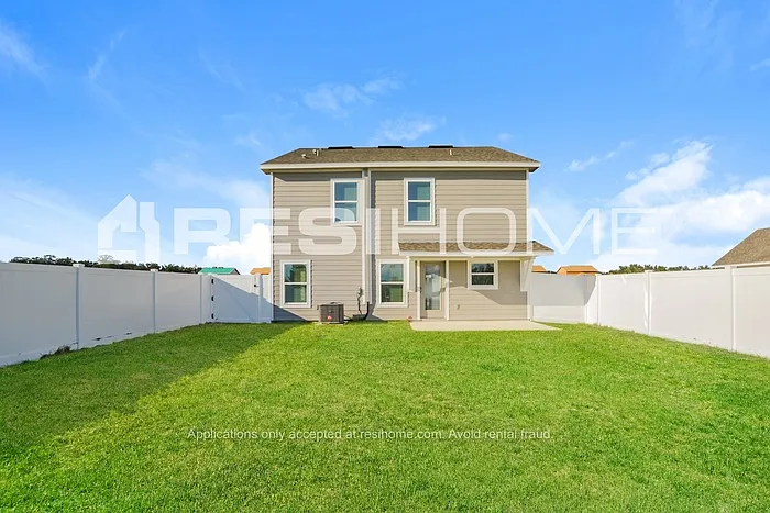 5270 Inglewood Dr — Photo 13