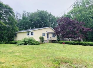 12 Scally Cir, Randolph, MA 02368