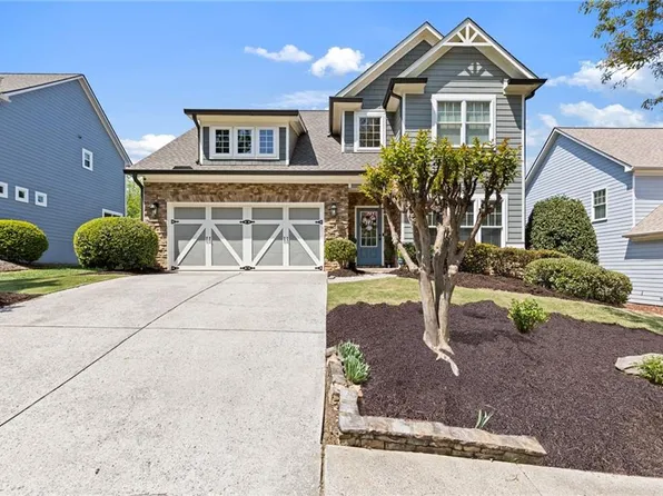 7839 Keepsake Ln, Flowery Branch, GA 30542