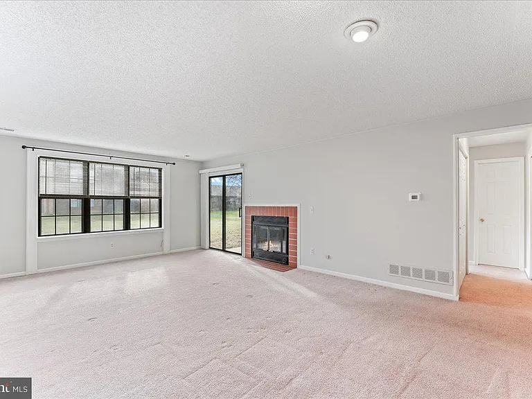 44 Witherspoon Ct #137 — Photo 11