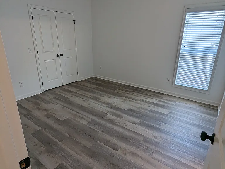 113 Edgefield Rd — Photo 24