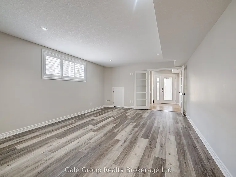 151 Norwich Ave — Photo 8