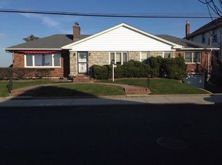 526 Beach 140 St, Far Rockaway, NY 11694