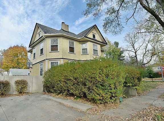 3rd image of 702 Ottawa Ave