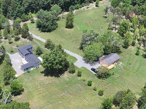 2nd image of 1142 Zachary Taylor Hwy