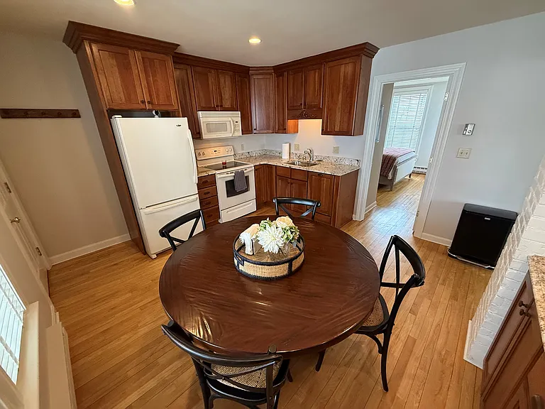 98 N Main St #1 — Photo 19