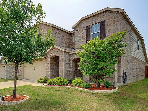 4th image of 1720 Megan Creek Dr