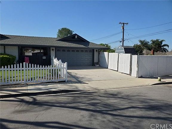 3rd image of 12336 Cedar Ave