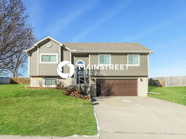 19306 Corbyn Ln, Smithville, MO 64089