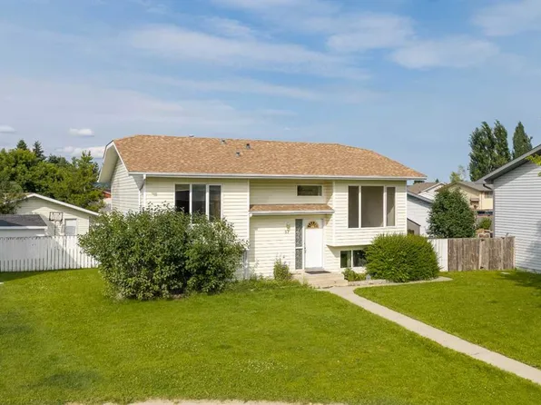 57 S Atkinson Cres, Whitecourt, AB T7S 1C7