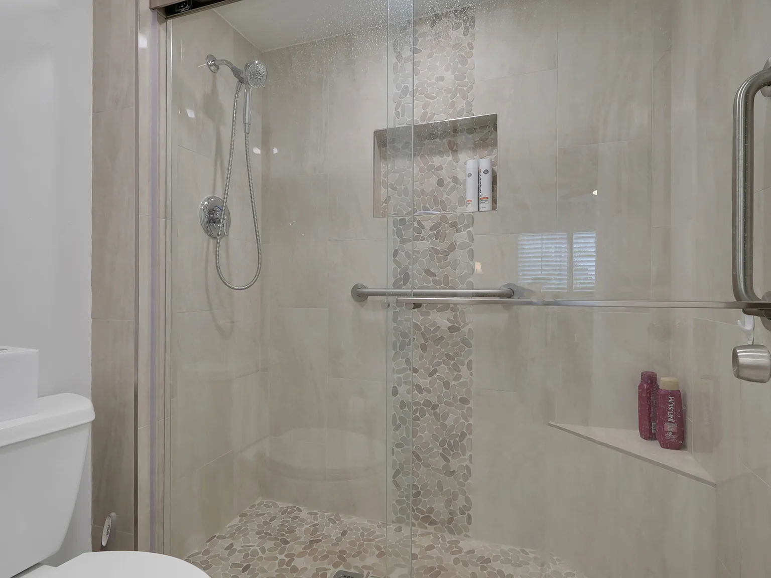3510 Antarctic Circle - 1 — Photo 1