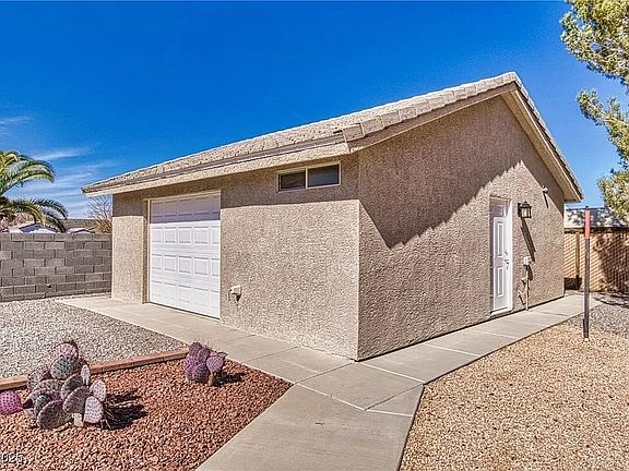 3rd image of 5090 Balhurst Ct