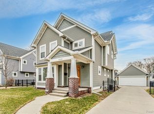 1213 Mohawk Ave, Royal Oak, MI 48067