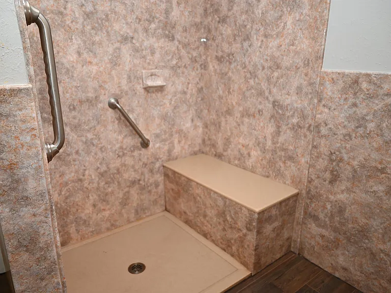 721 Maple St — Photo 23