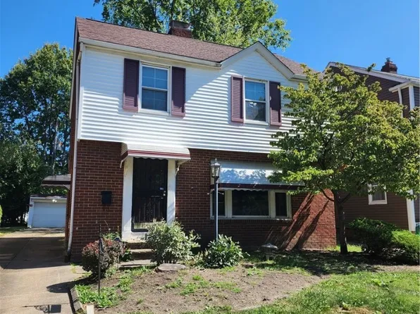 2203 Brockway Rd, University Heights, OH 44118