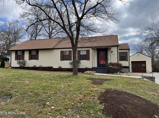 4602 Wren Rd, Knoxville, TN 37918