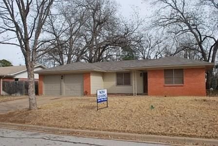 1st image of 1823 Jones Dr