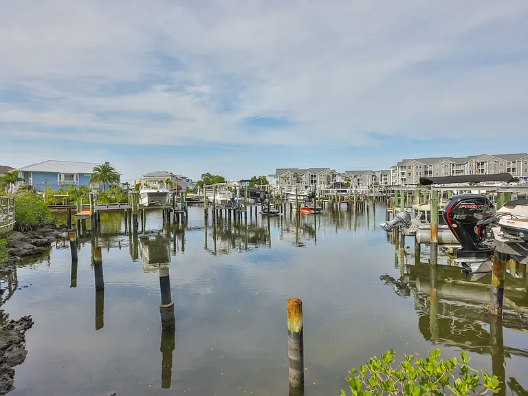 5567 Sea Forest Dr #122 — Photo 30