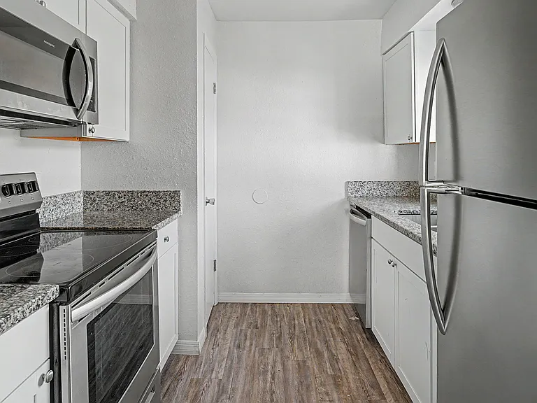 7210 N Manhattan Ave #621 — Photo 14