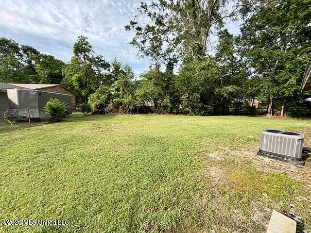 1st image of 852 Herrin Dr