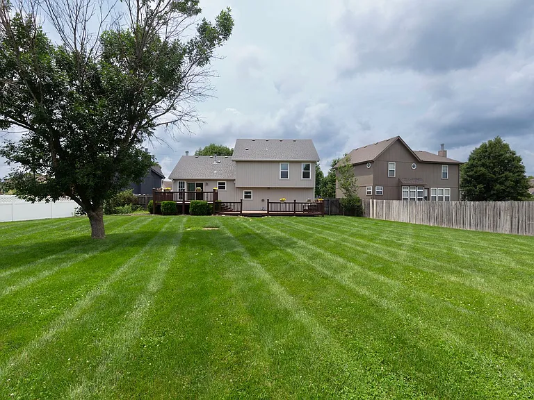 16131 S Matt Ct — Photo 34