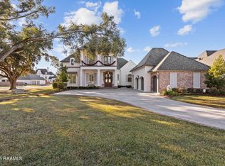 101 Kingfisher Dr, Lafayette, LA 70508