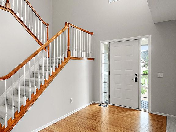 5th image of 1538 Scio Ridge Rd