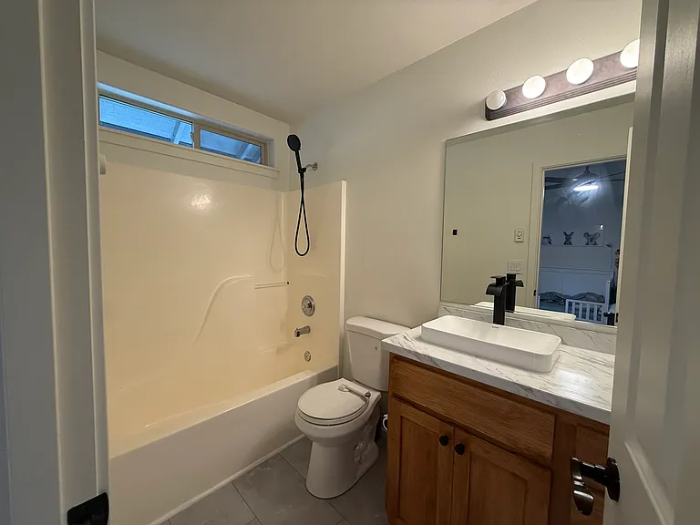 1731 NE Lotus Dr #1 — Photo 12