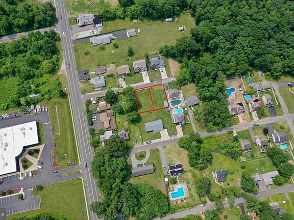 3rd image of 12 Wallace Ave