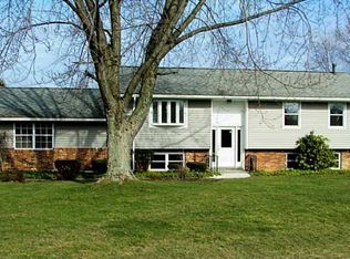 5819 Carriage Hill Dr, Erie, PA