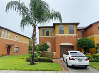 30050 Mossbank Dr, Zephyrhills, FL 33543
