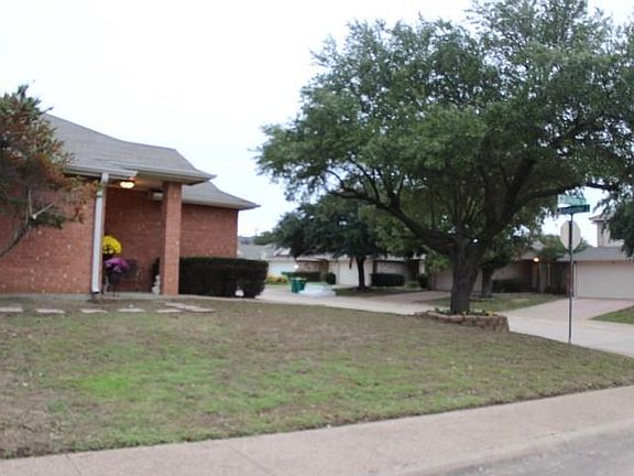 5th image of 601 Alabaster Pl