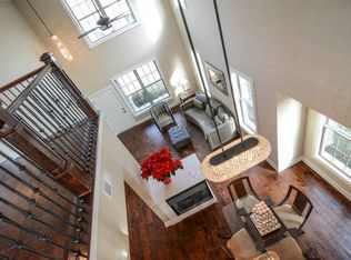 3244 Beacon St, Lexington, KY 40513