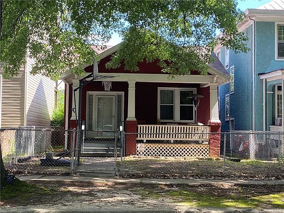 2nd image of 3203 4th Ave