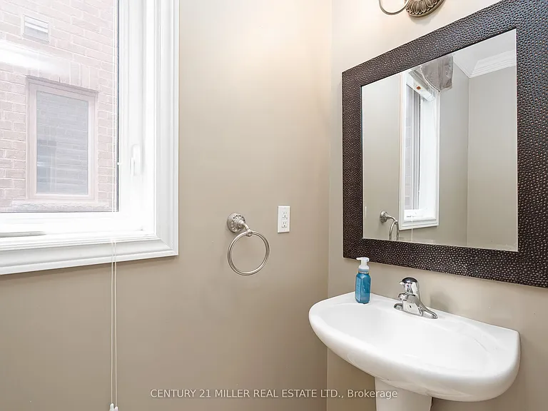 2131 Fiddlers Way — Photo 11