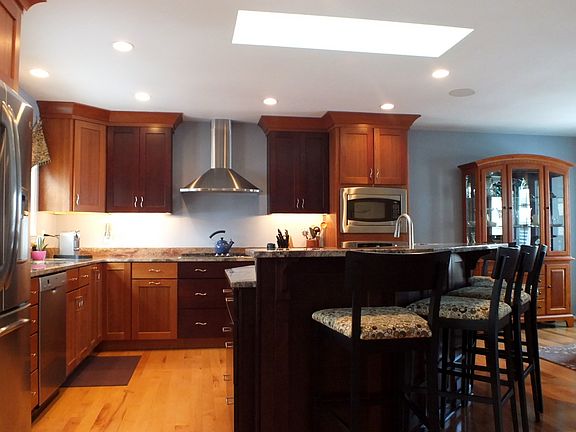 4th image of 9729 Dellford Ct