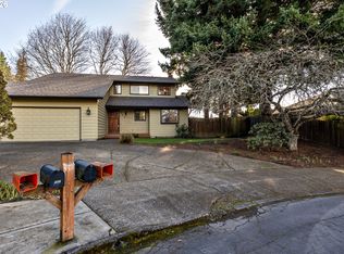 707 NW 104th St, Vancouver, WA 98685