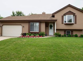 3809 W Sharon Ln, Franklin, WI 53132