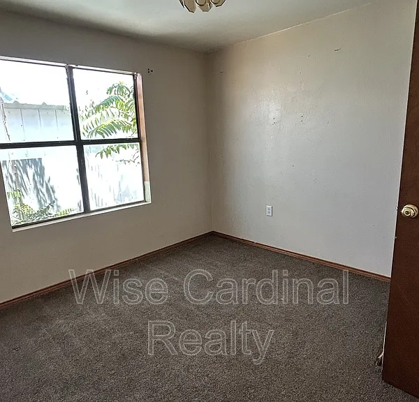 1017 N Main Ave #2 — Photo 6