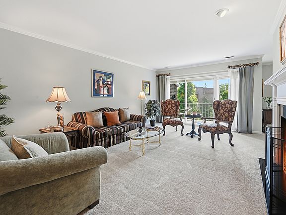 4th image of 6 Oak Brook Club Dr APT J308