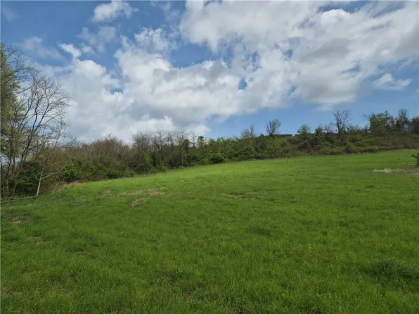 Senchur Rd, Greensburg, PA 15601