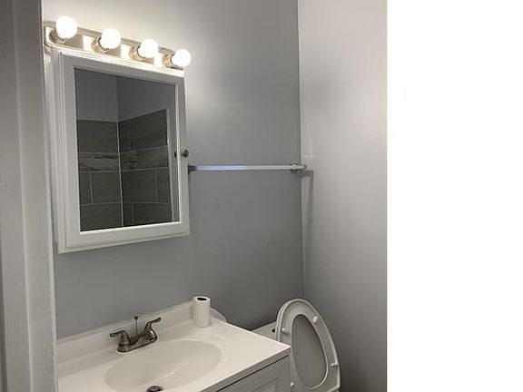 5th image of 112 N Keeler Ave APT 1