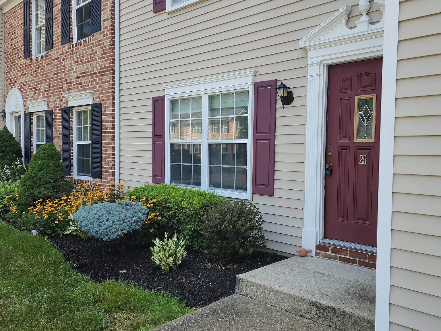 2 bed, 1.5 bath, 1120 sqft, $2,200 — Photo 3