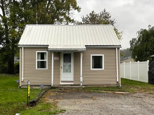 2119 E Scottwood Ave, Burton, MI 48529