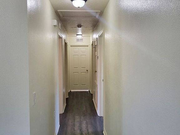 5th image of 14649 8th St