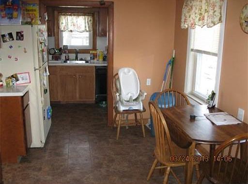2nd image of 21 Phillips Ave