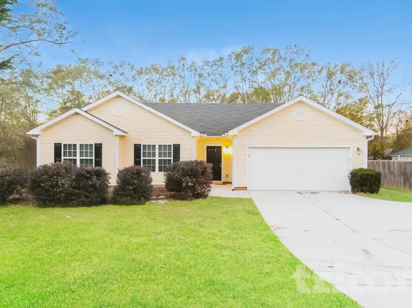 231 W Oak St, Winder, GA 30680